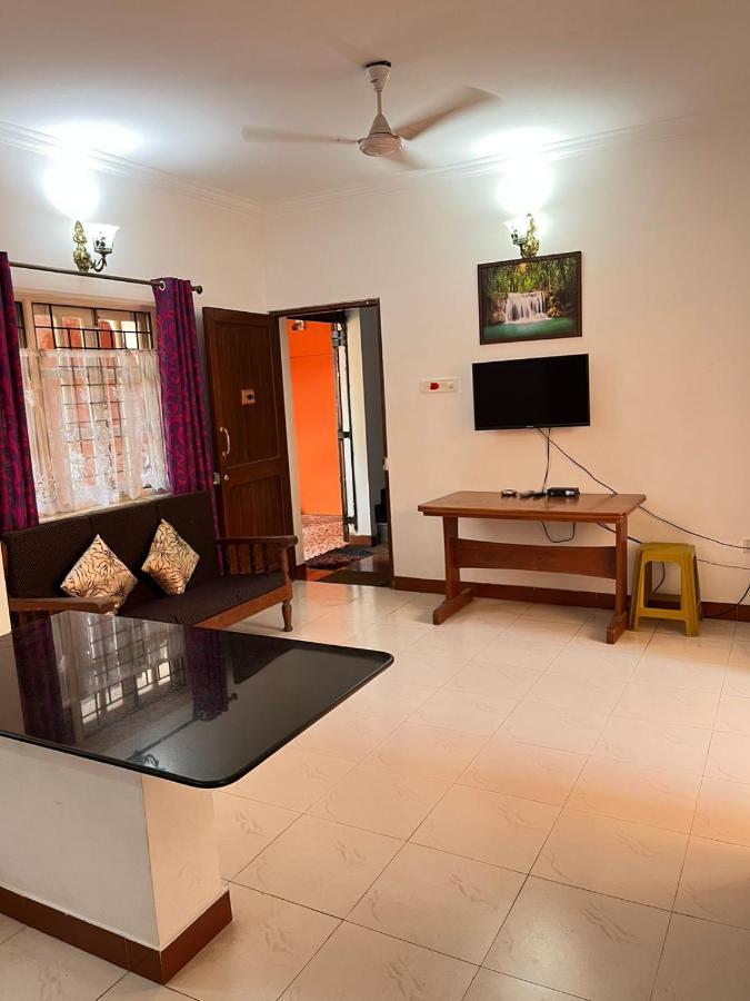 Skyview Villa Candolim Exterior photo